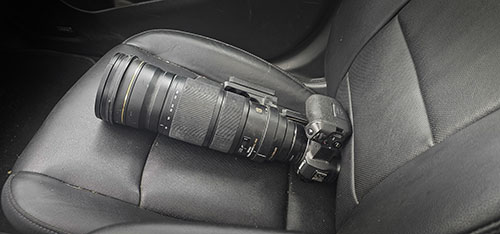 Stephen Dafoe working as a community news photographer